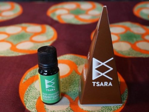 RAVINTSARA ESSENTIAL OIL - 10 ML CERTIFIED BY ECOCERT FR-BIO-01 - Image 2