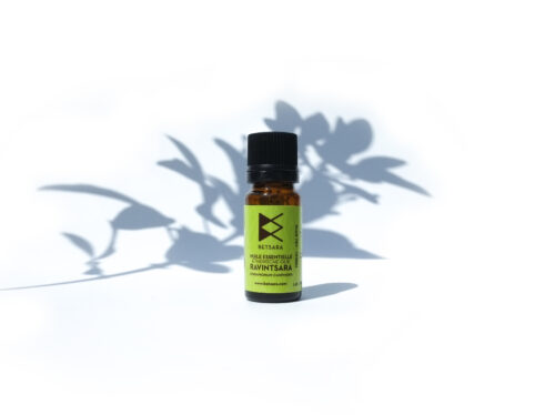 Huile essentielle Ravintsara - 10 ml bio certifié par Ecocert FR-BIO-01