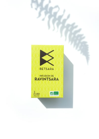 Infusion de ravintsara en infusettes certifié bio par ecocert FR-BIO-01